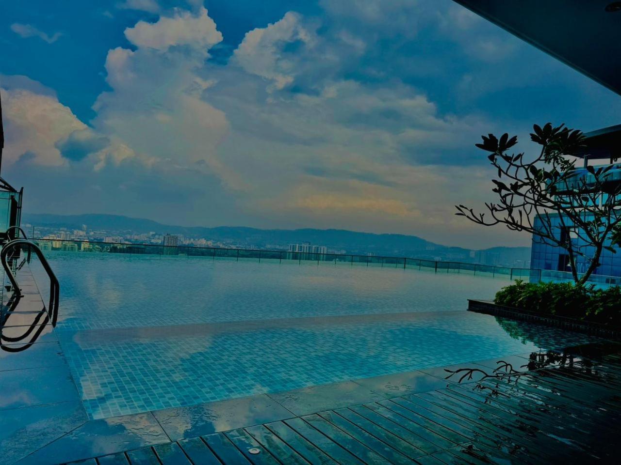 Crown Suites The Manor Klcc Kuala Lumpur City Center Luaran gambar